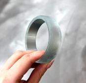Bracelet jonc gris givré