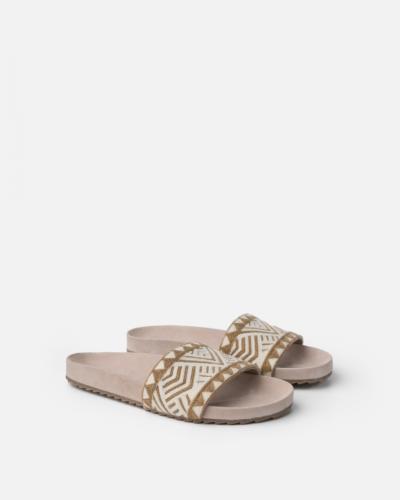 Sandales plates BAY1S taupe BIBA
