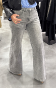 Jean gris clair large 51076229 MM