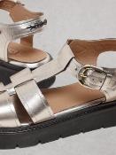 Sandales en cuir rose 443511 WHITE STUFF