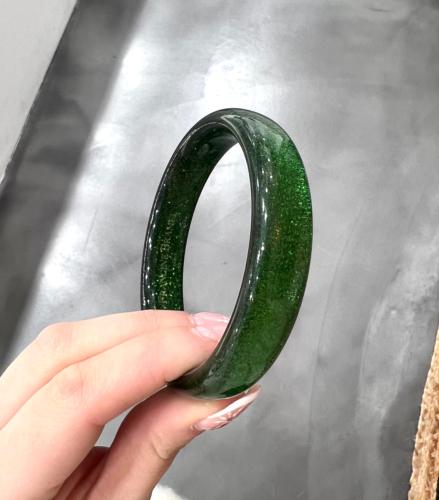 Bracelet petit jonc vert pailleté