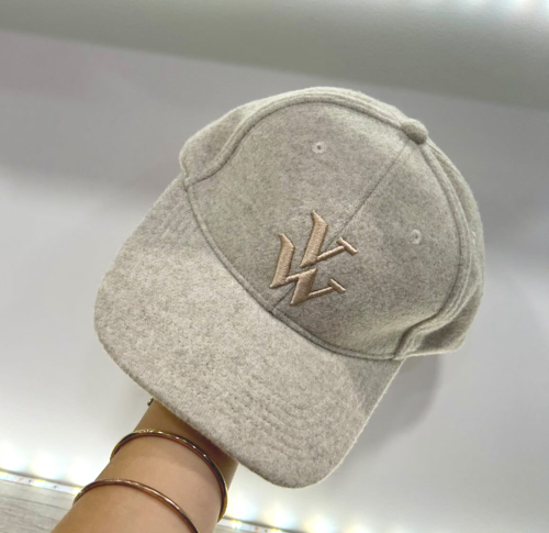 Casquette velours beige CA006