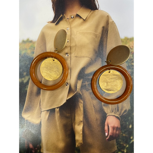 Boucles Oreilles clips caramel et métal Calvi