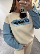 Pull sweater oversize beige et jeans  50935249