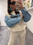 Pull sweater oversize beige et jeans  50935249
