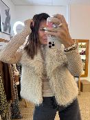 Veste fausse fourrure sans manches beige 52420299 MM 
