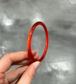 Bracelet jonc mini rouge / corail brillant