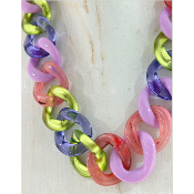 Collier maillons anse de sac violet et vert