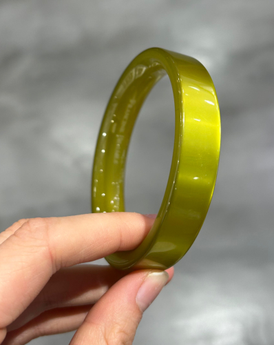 Bracelet jonc vert brillant