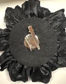 Broche noir 50807490