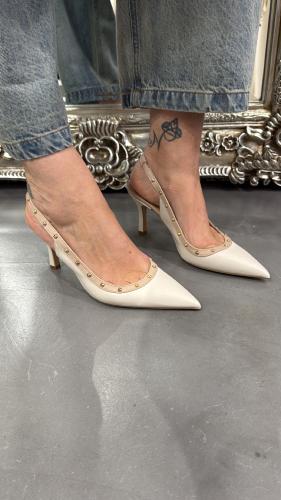 Slingback blanc & beige à clous  BC7484