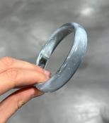 Bracelet jonc nuance gris