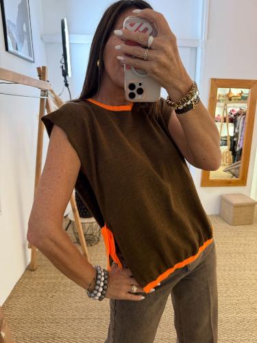 Pull débardeur marron avec lien orange fluo M88052004 IMPERIAL