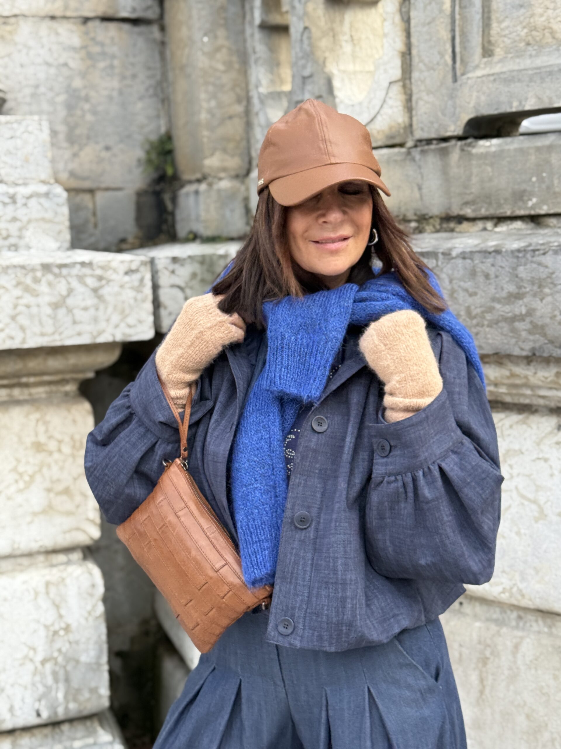 bomber pull bleu imperial5