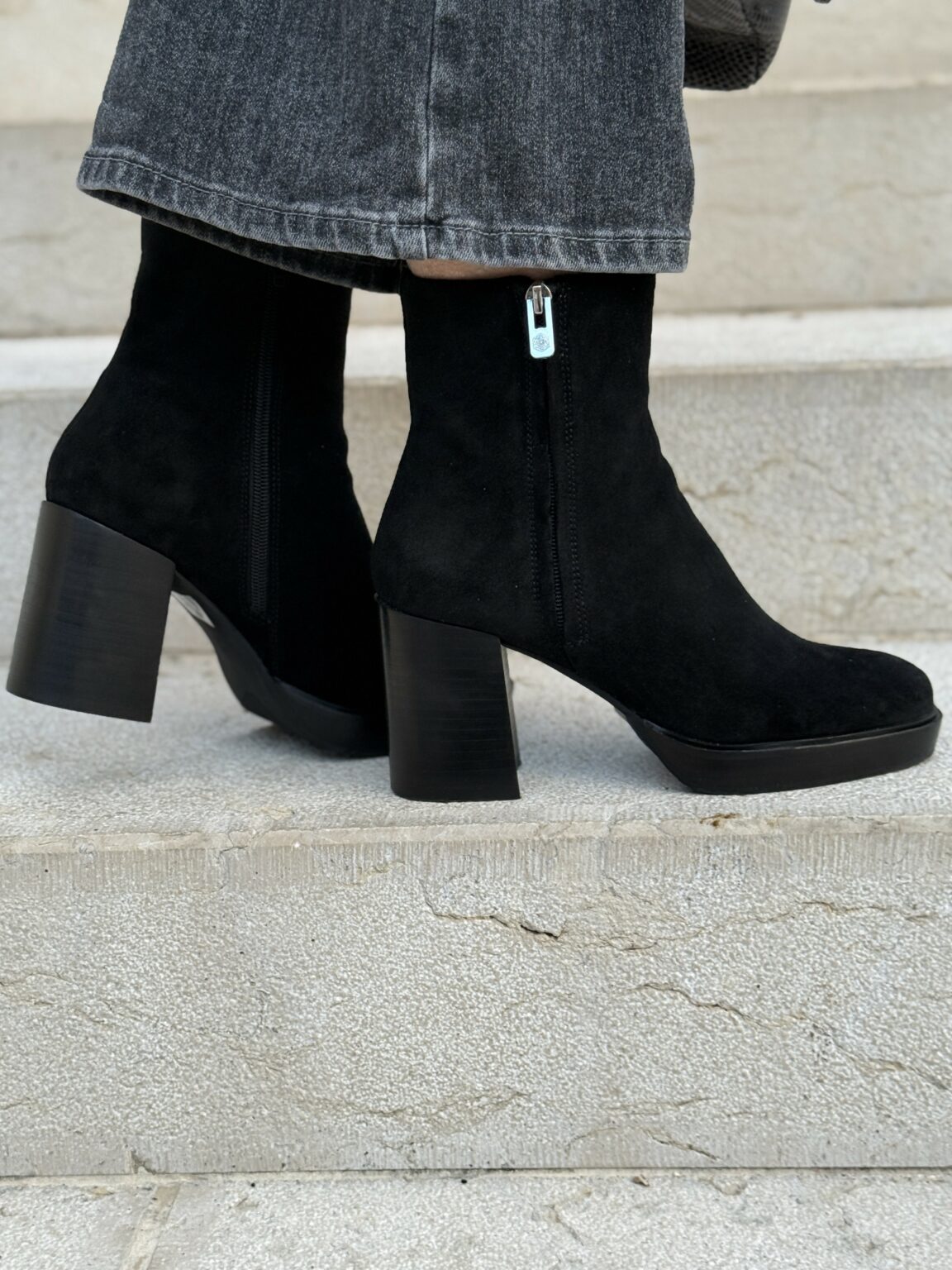 bottines en cuir noir à plateforme et talon bloc