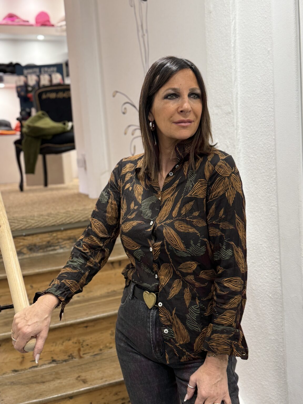 chemise effet froissé cintré imprimée feuillage