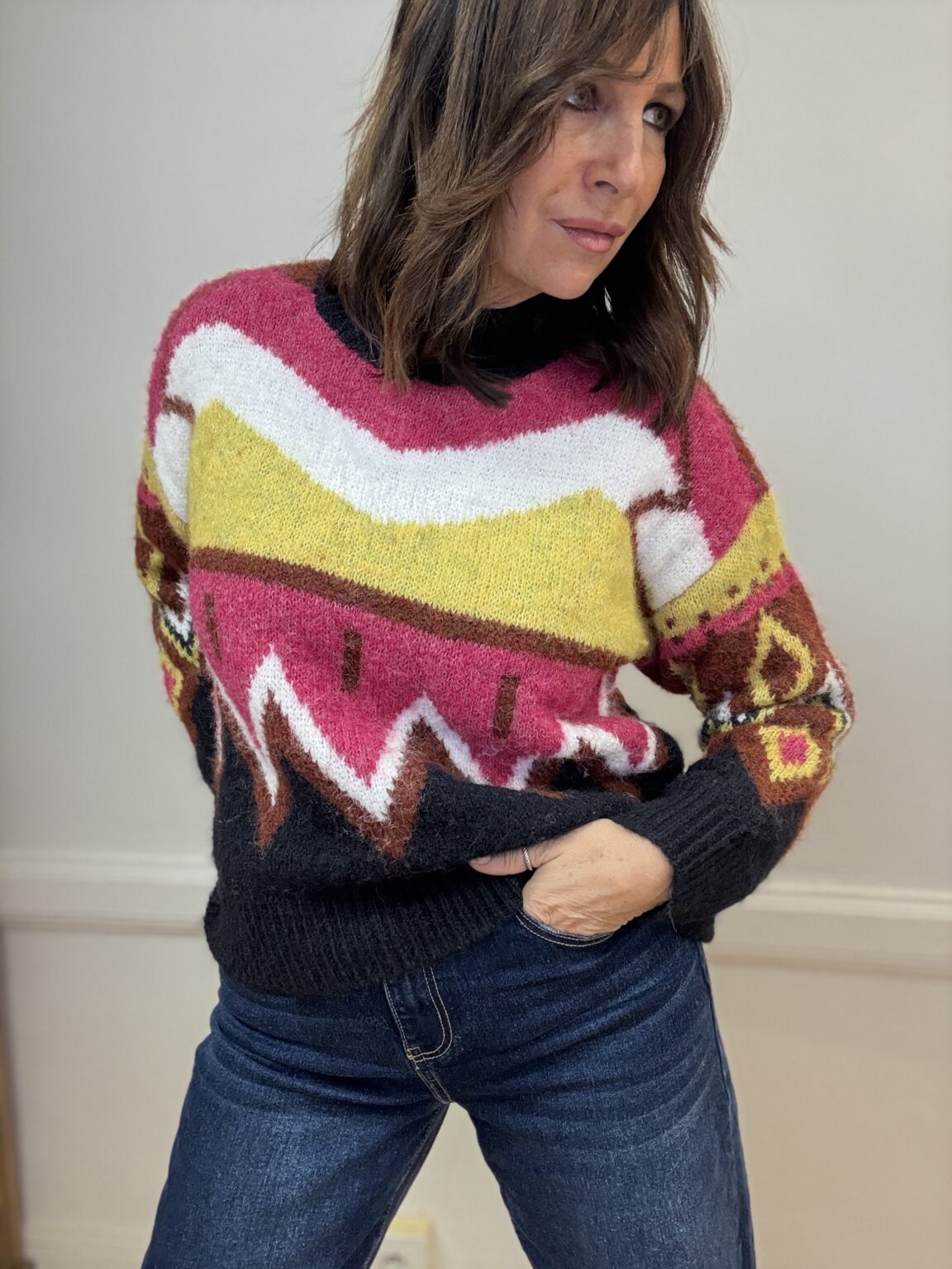 pull jacquard coloré à motifs géométriques