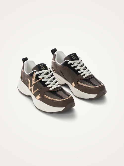 baskets chocolat lacets jillian vanessa wu1