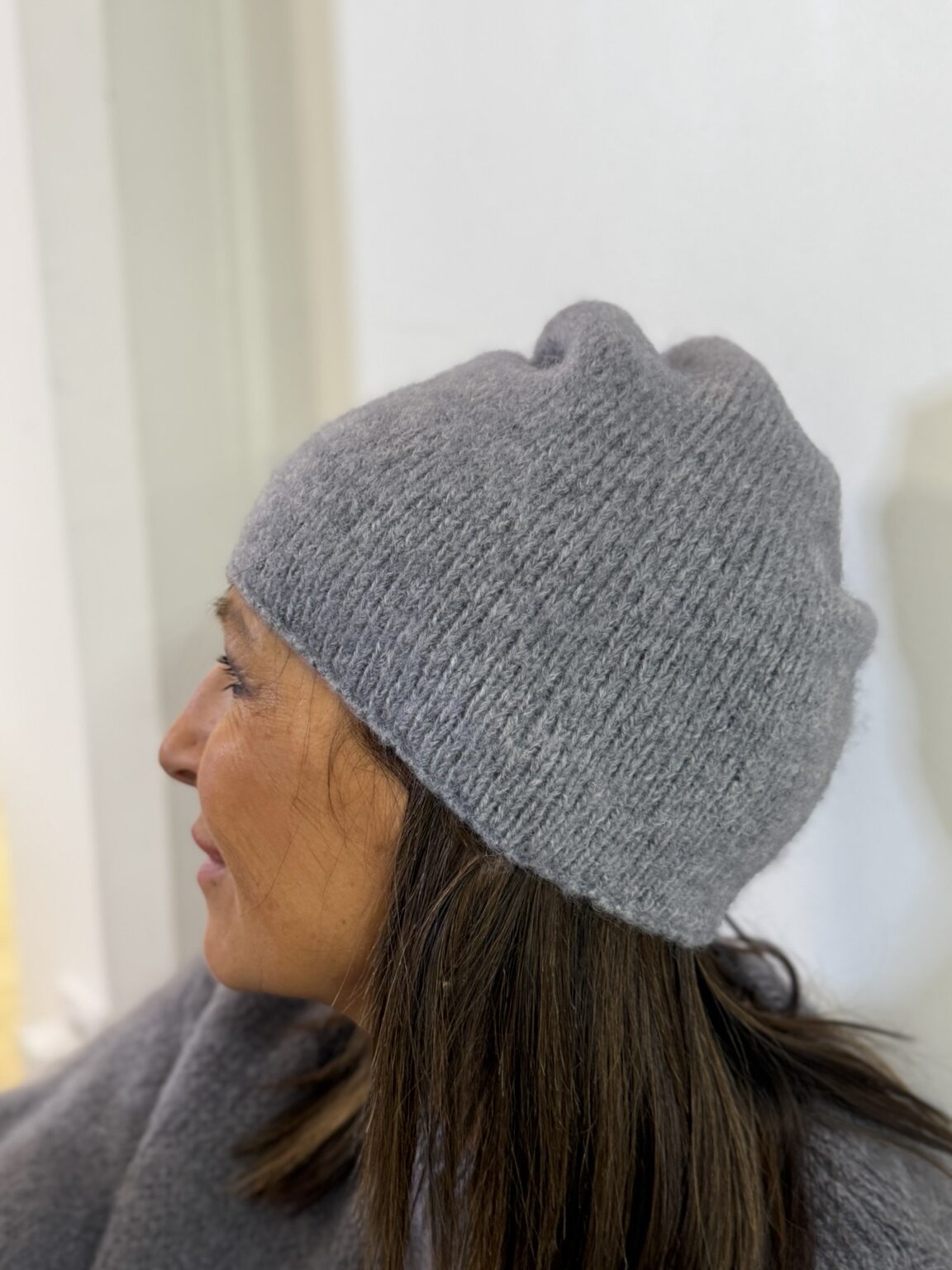 bonnet uni en baby alpaga gris