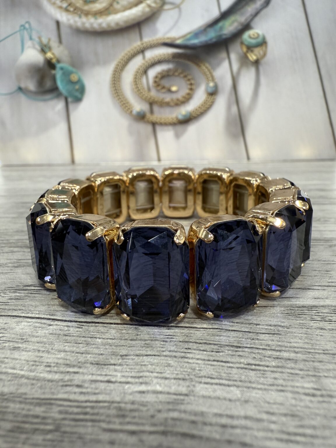 bracelet forme rectangle en cristal violet