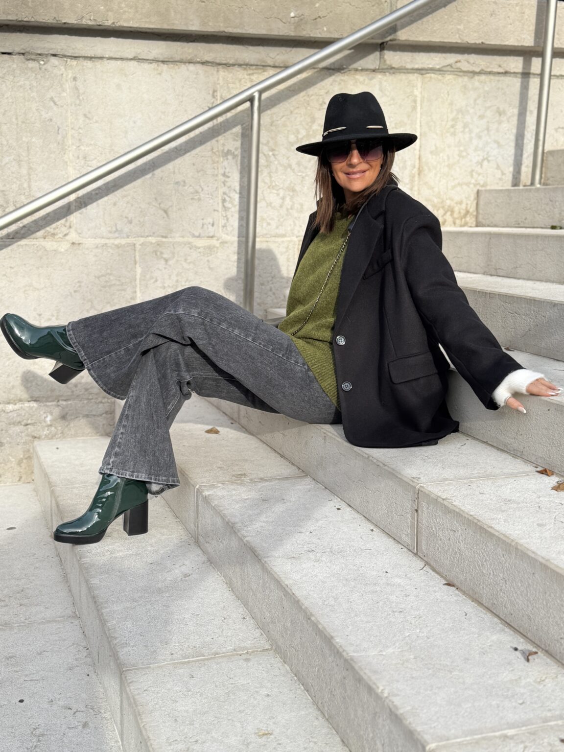 look muchmoney nicething emiliekarston2