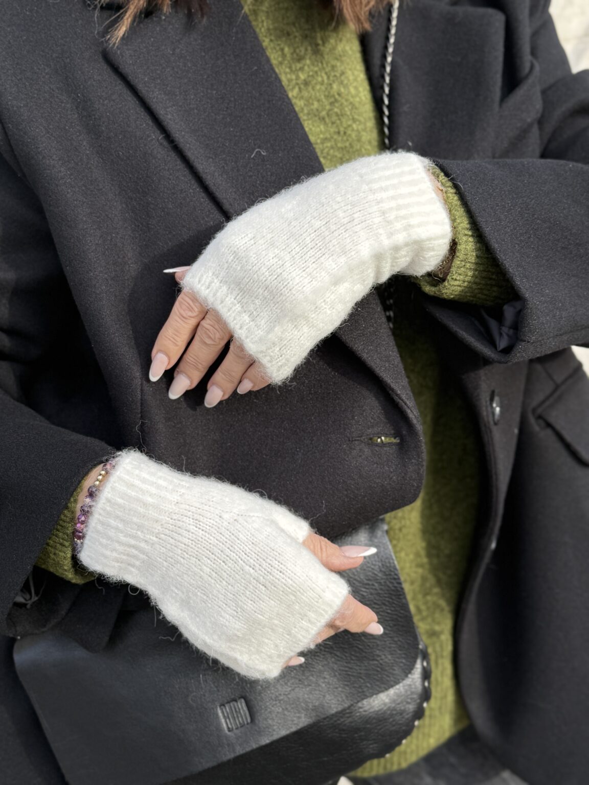 mitaines courtes en baby alpaga camel (copie)