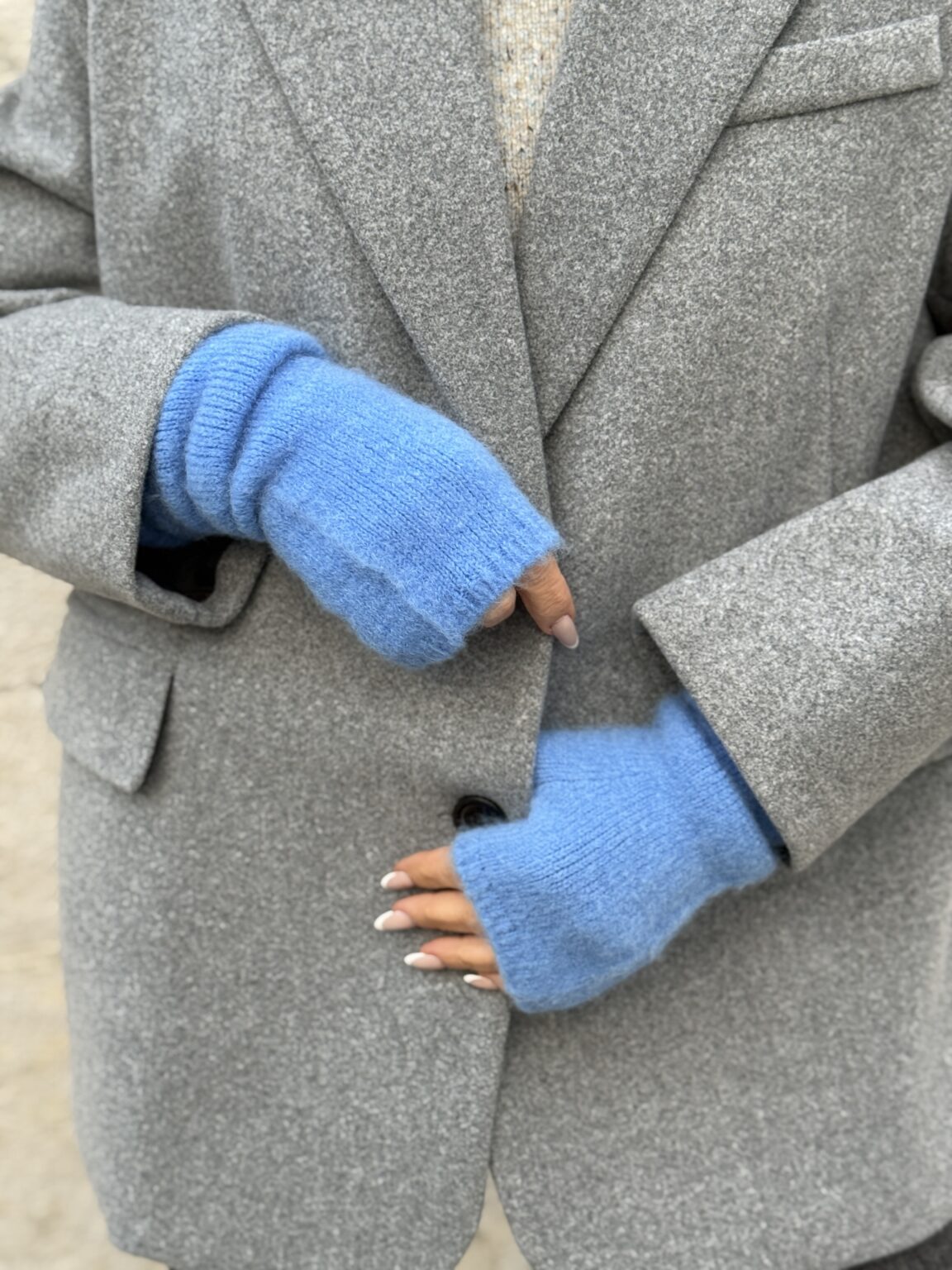 mitaines longues en baby alpaga bleu