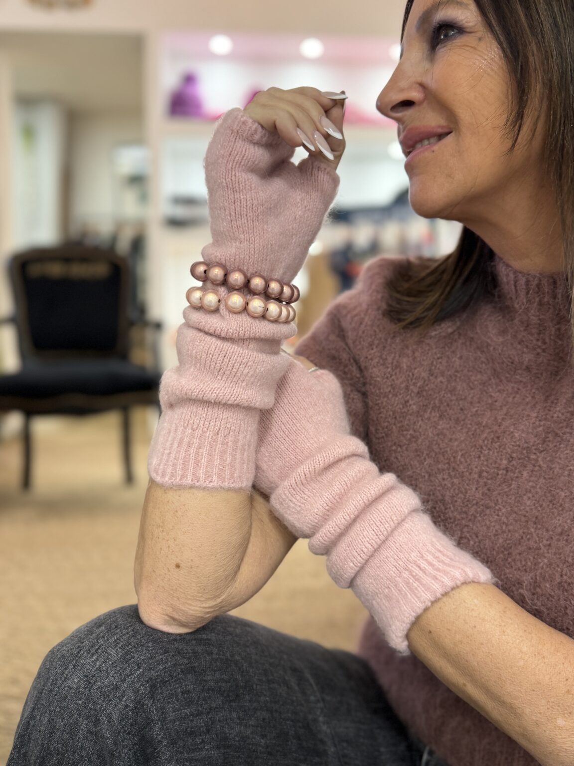 mitaines longues en baby alpaga rose clair