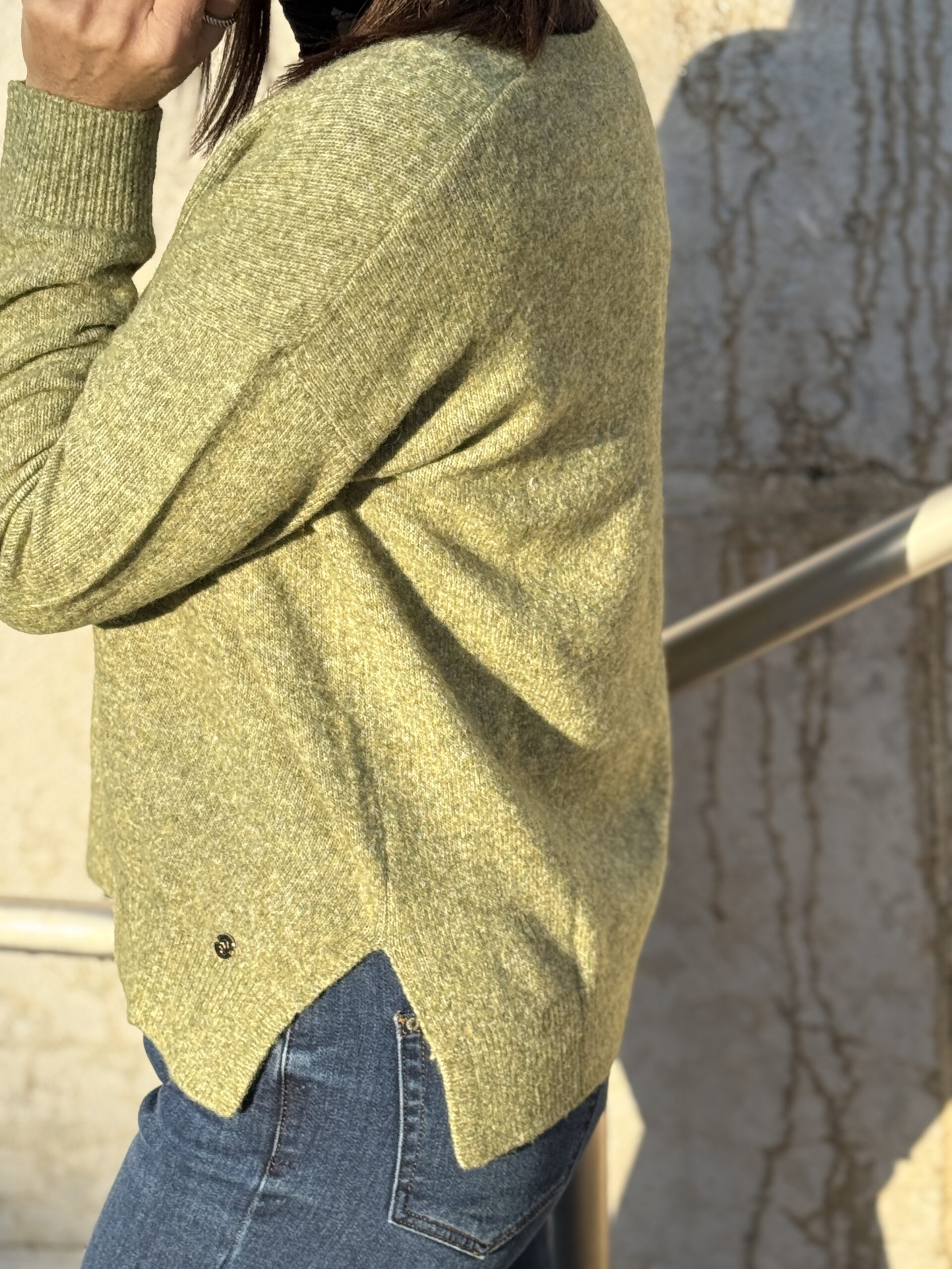 pull col v vert mousse