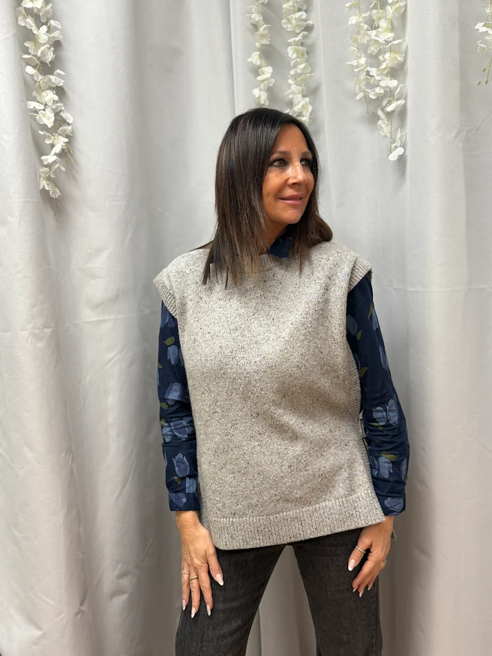 pull oversize gris whitestuff.7jpeg