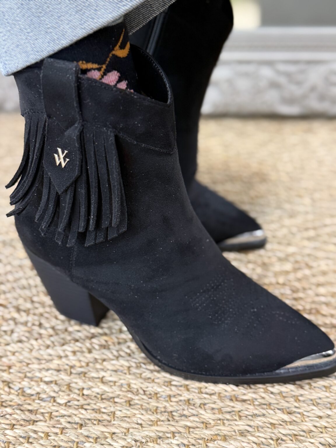 bottines santiags zelda en suédine avec franges noir