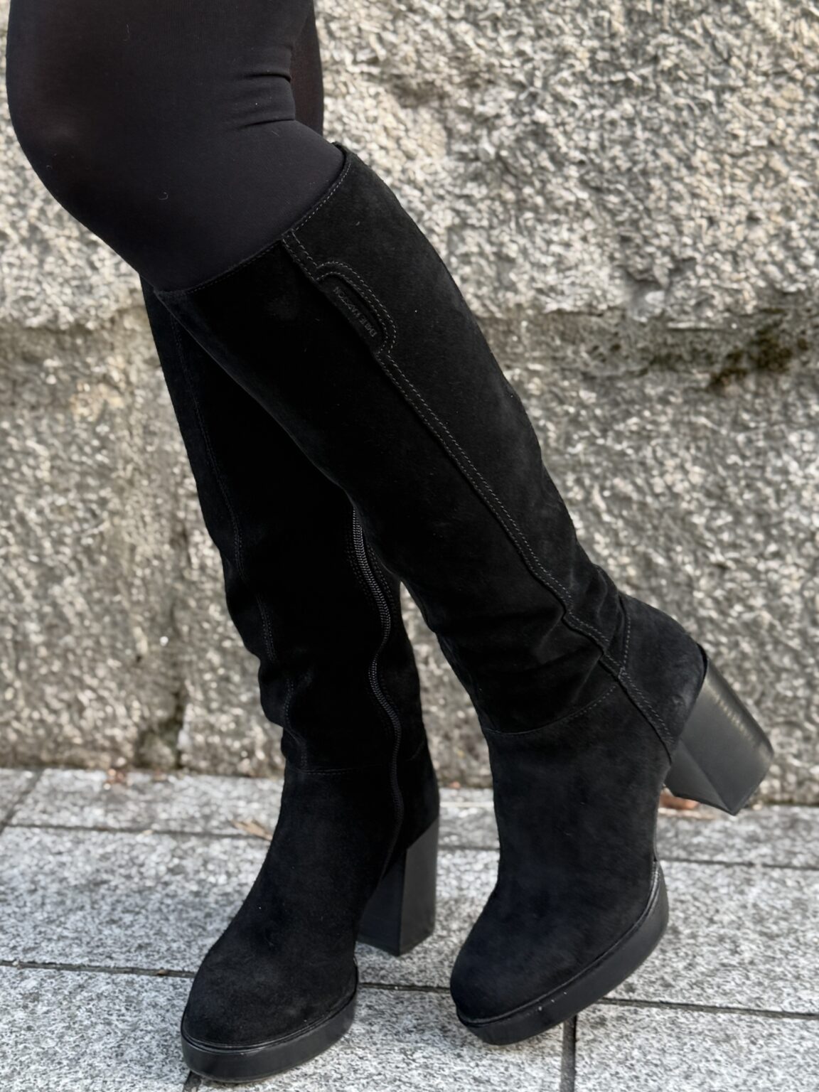 bottes en cuir suédé camel