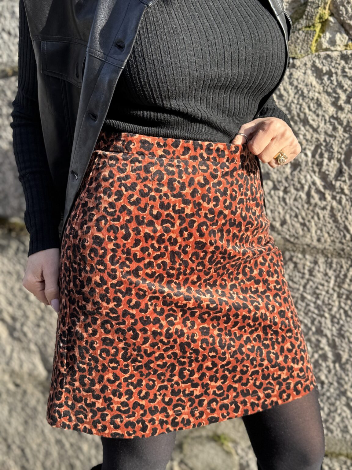 jupe courte imprimée léopard