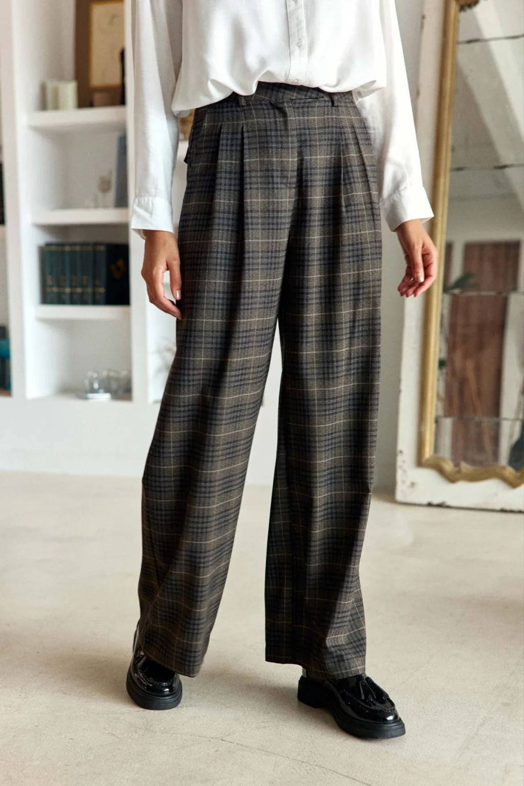 pantalon droit à pinces carreaux