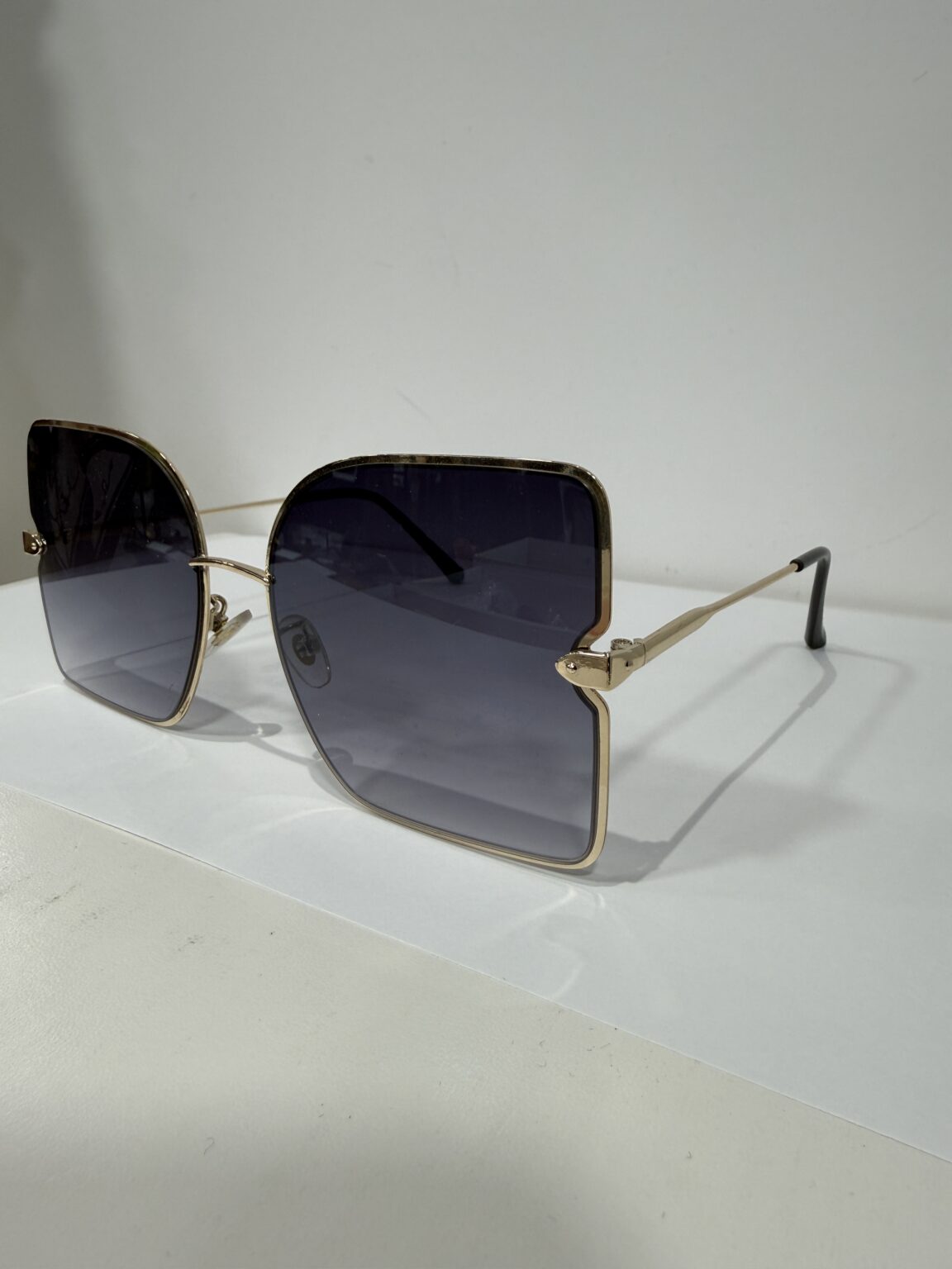 lunettes de soleil fantaisie noire