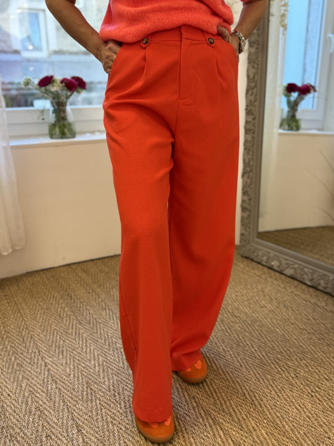 pantalon tailleur droit coupe large orange sanguine pierre