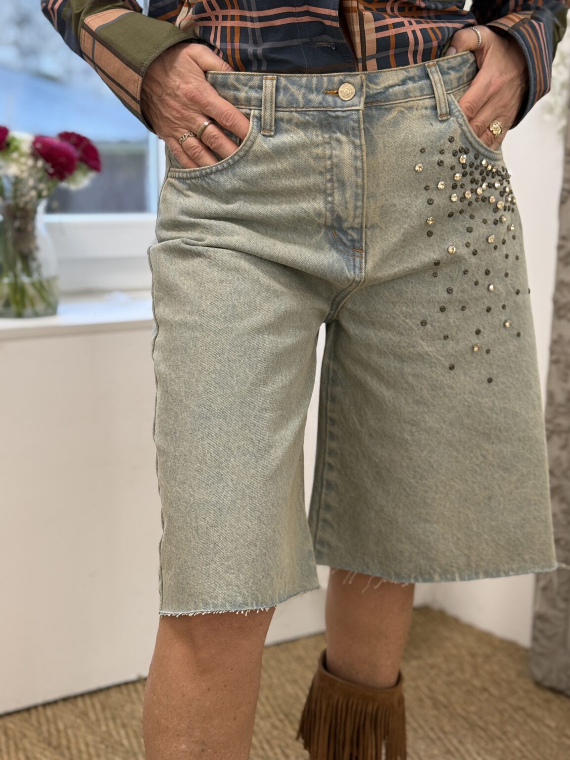 chemise à rayures bleu ciel blanc rouge et rose