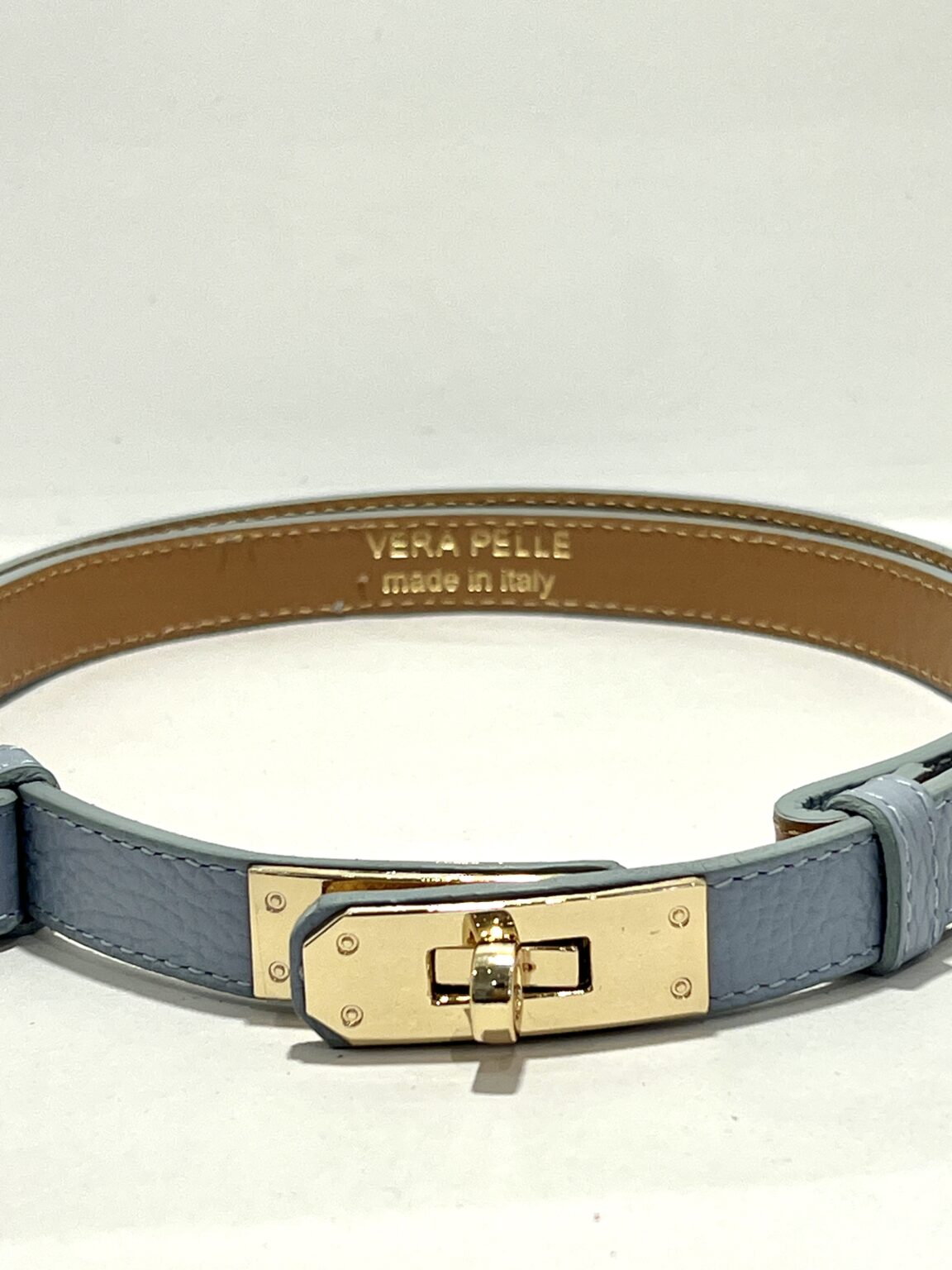 ceinture en cuir réglable bleu pastel