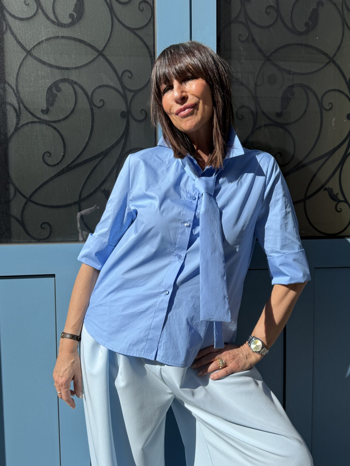 chemise avec cravate bleu ciel imperial