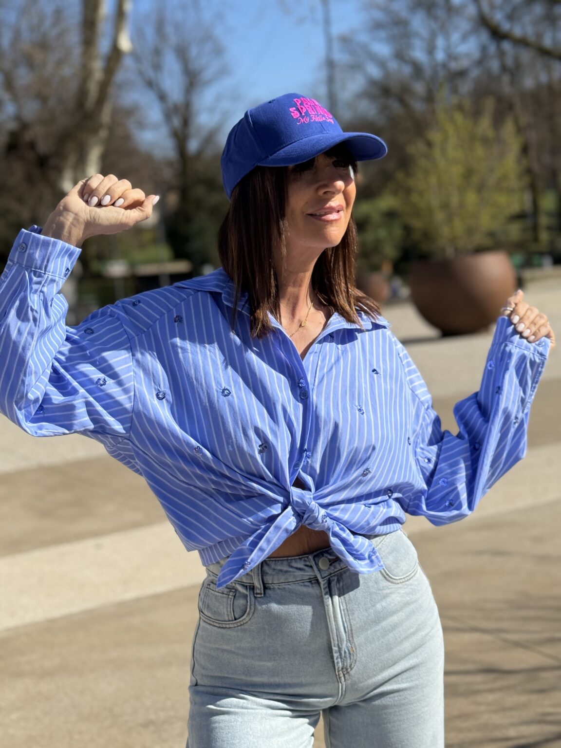 chemise rayée bleu ciel à sequins muchmoney