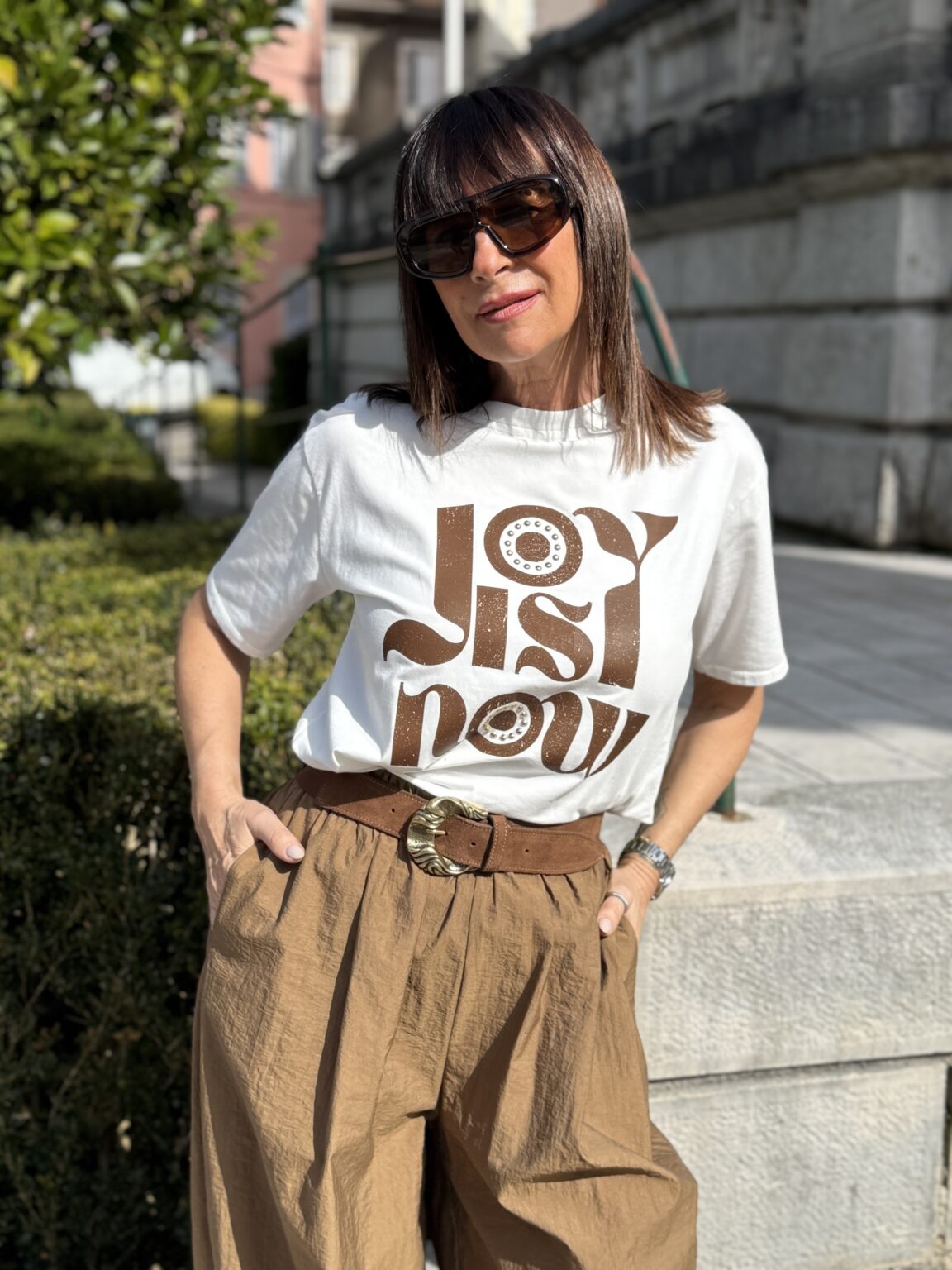 t shirt blanc imprimé "joy is now" kikisix