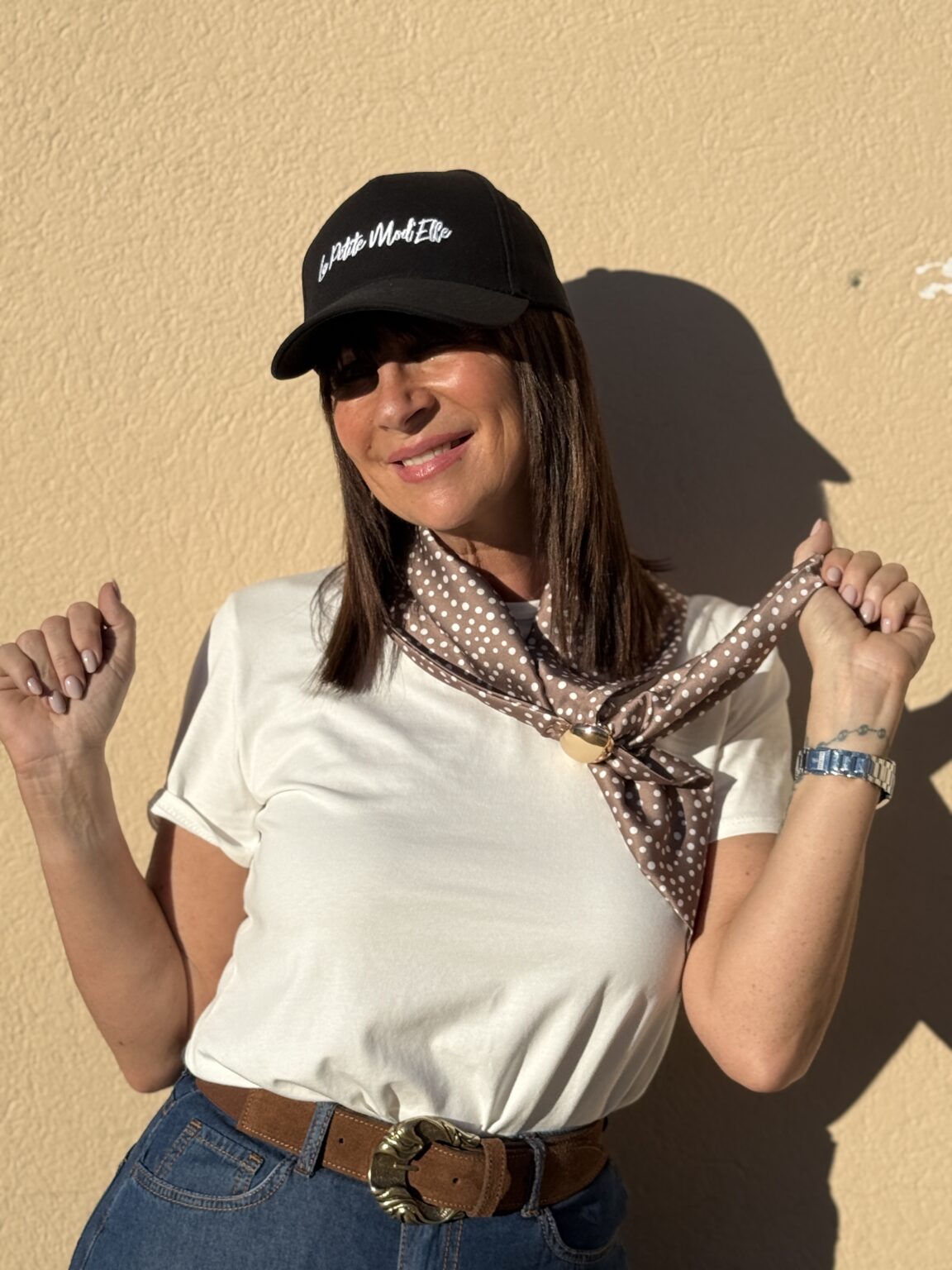 t shirt blanc en coton col foulard marron à pois