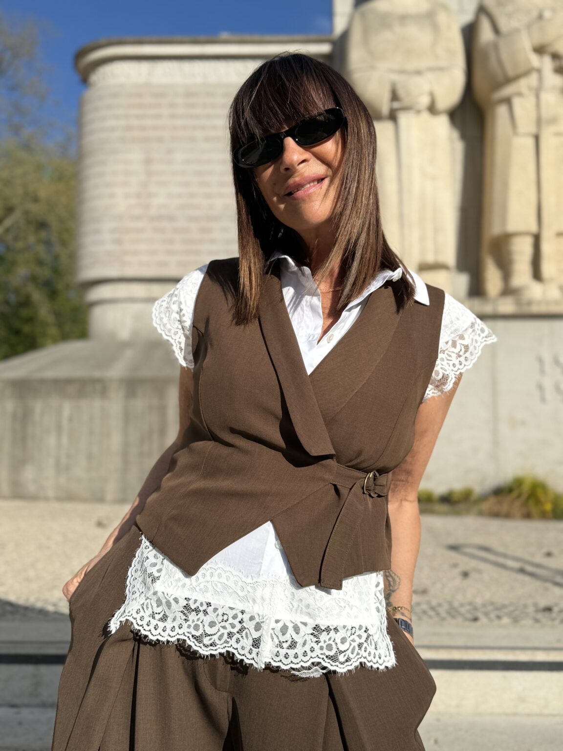 gilet sans tailleur marron kikisix (amb)