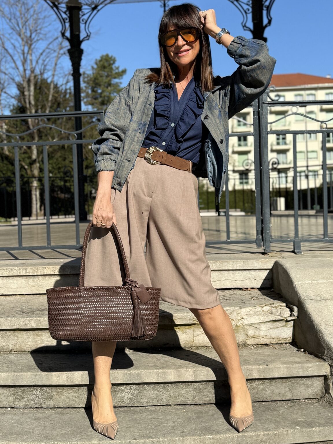 look retro chic attitude