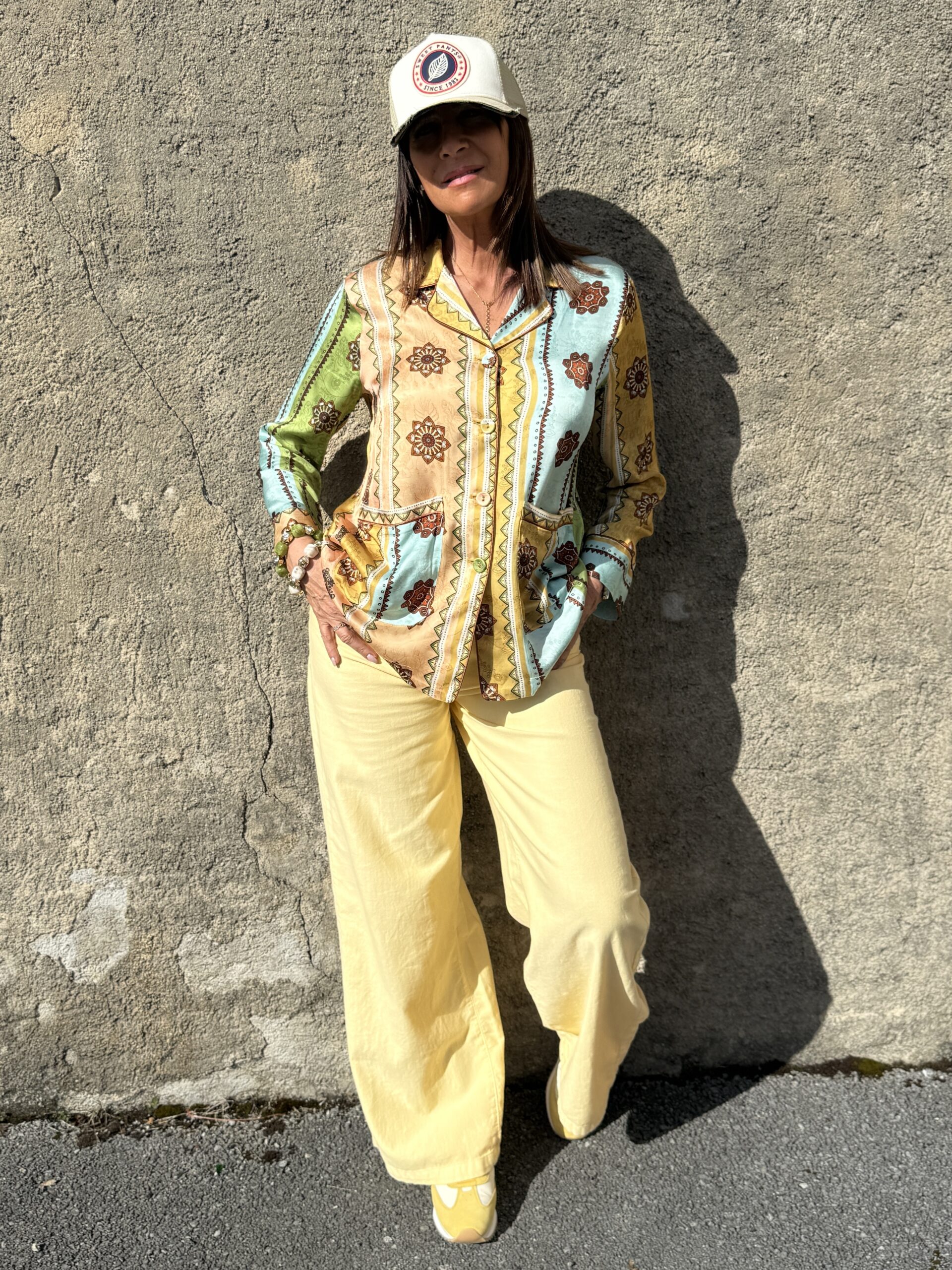 look sunshine & good vibes only