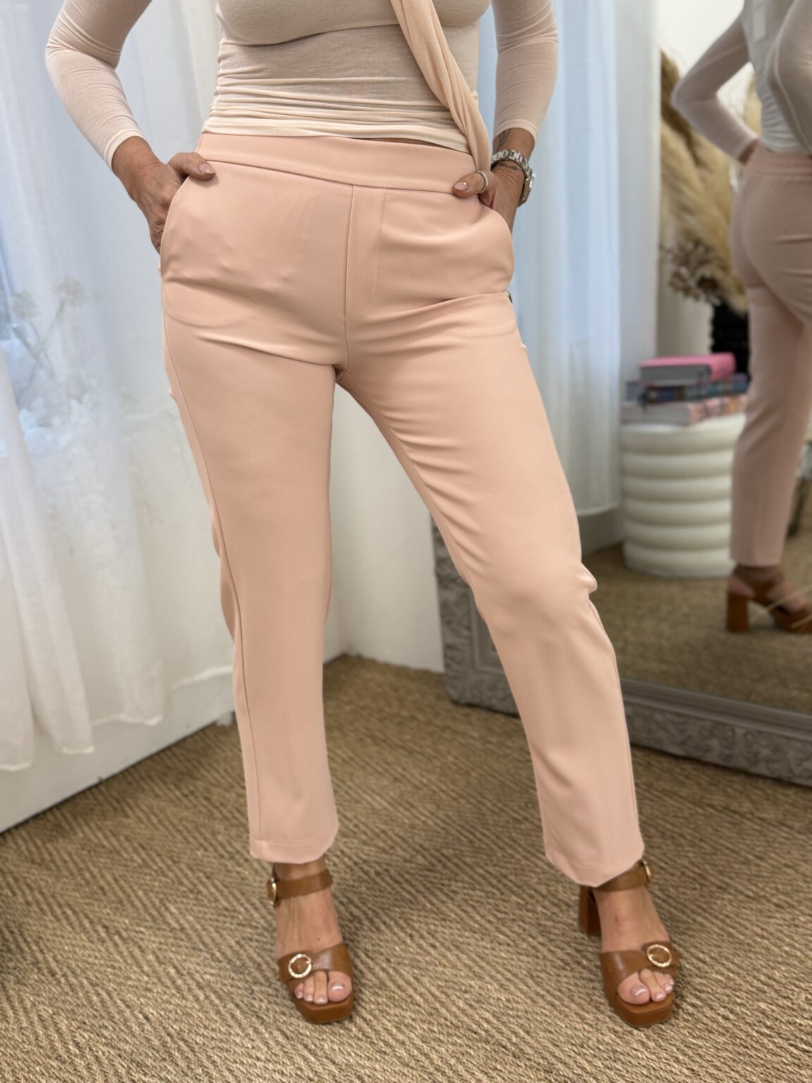 pantalon rose pâle fluide meme road