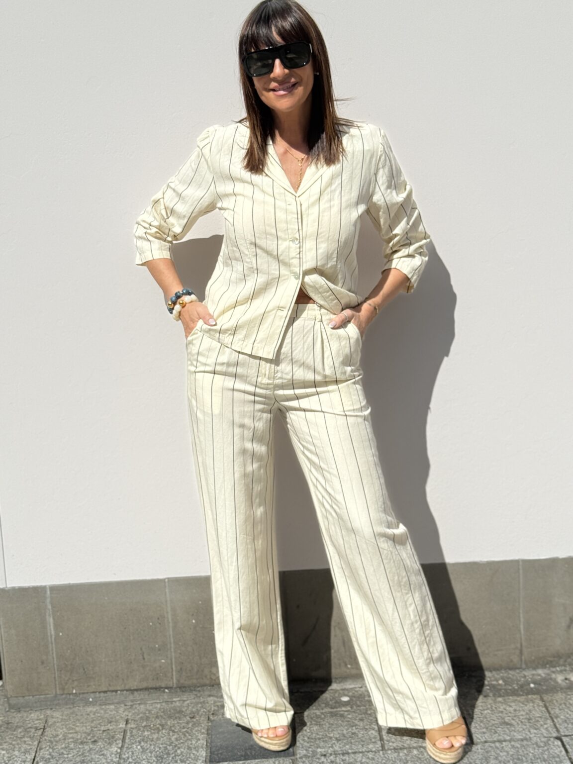 pantalon blanc fluide à rayures élégantes nice things