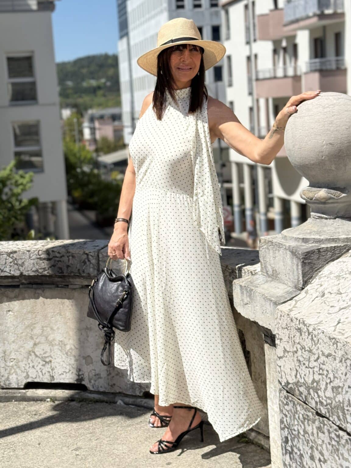 robe longue écrue à pois col lavallière valoria grace et mila