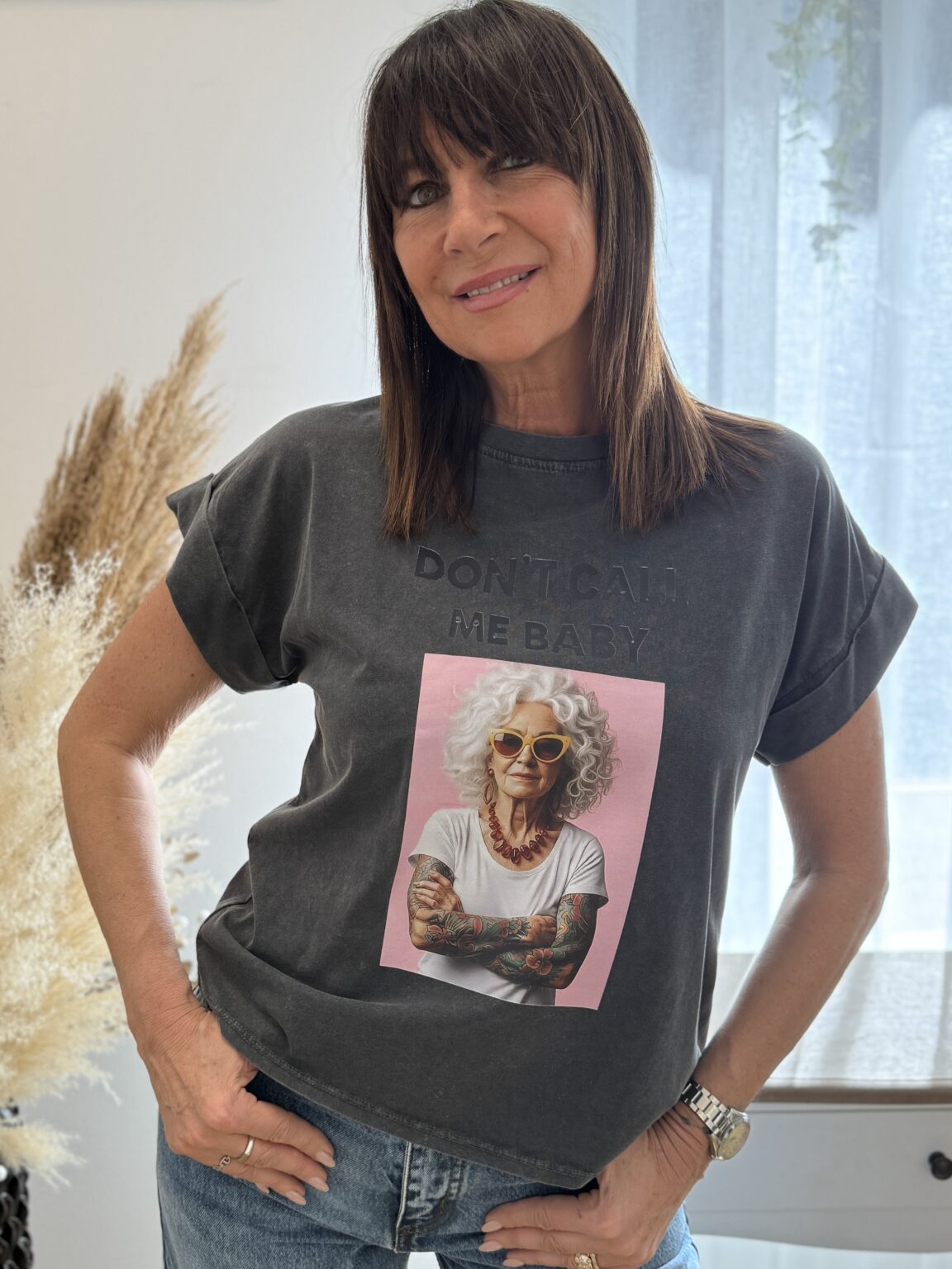 t shirt gris anthracite visage et "don't call me baby" muchmoney