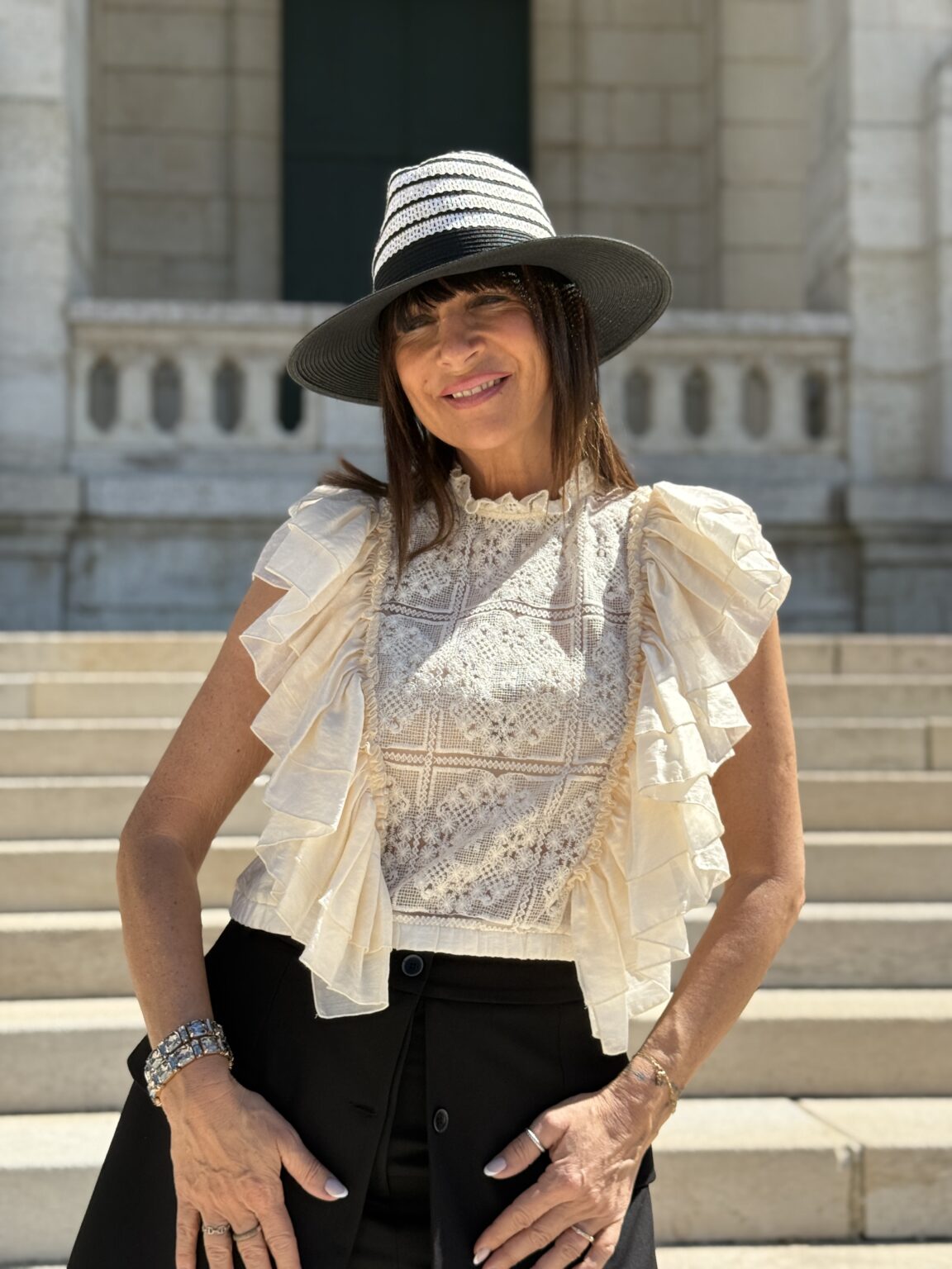 top en dentelle et volant philia loft